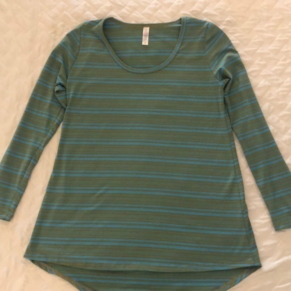 LulaRoe Long Sleeve Top Size S